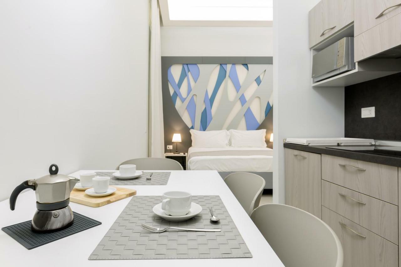 Dioniso'S Luxury Apartments Municipio Наполи Екстериор снимка