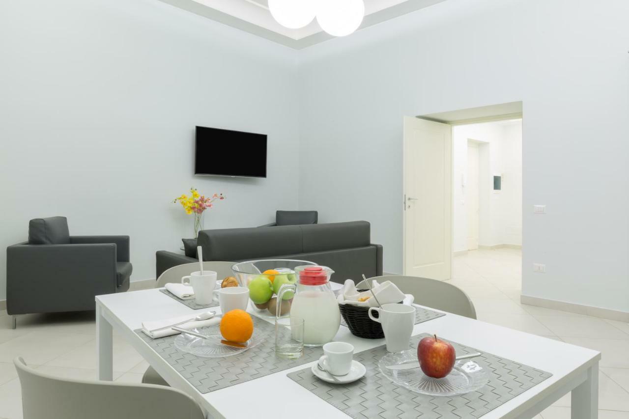 Dioniso'S Luxury Apartments Municipio Наполи Екстериор снимка